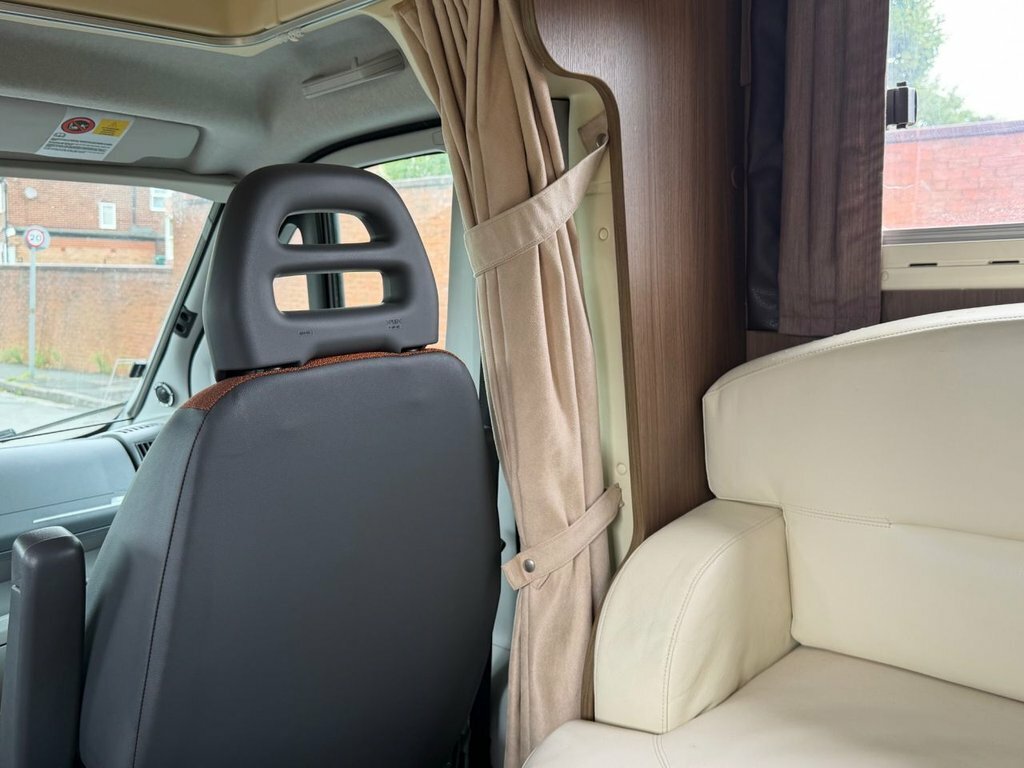 Fiat Ducato 3.0 35 3.5T. Lwb 160Bhp 15Ft. Dropwell Luton, No V White #15