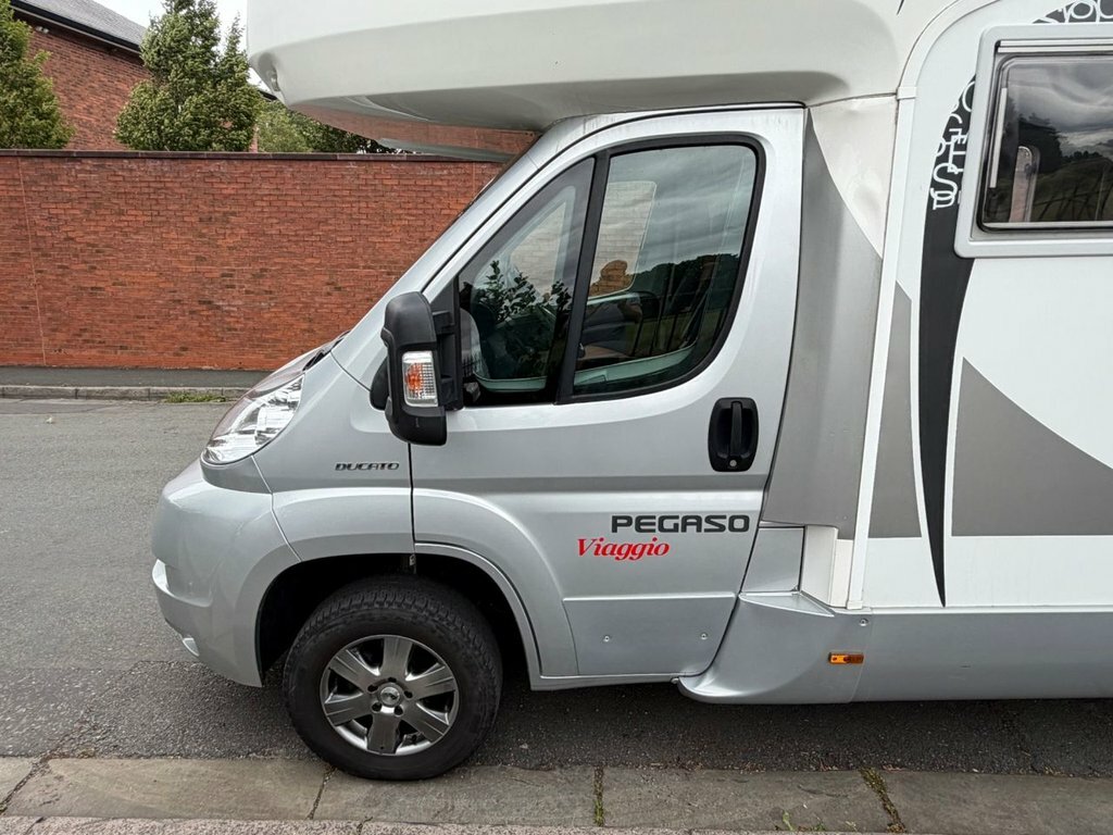 Fiat Ducato Estate White #6