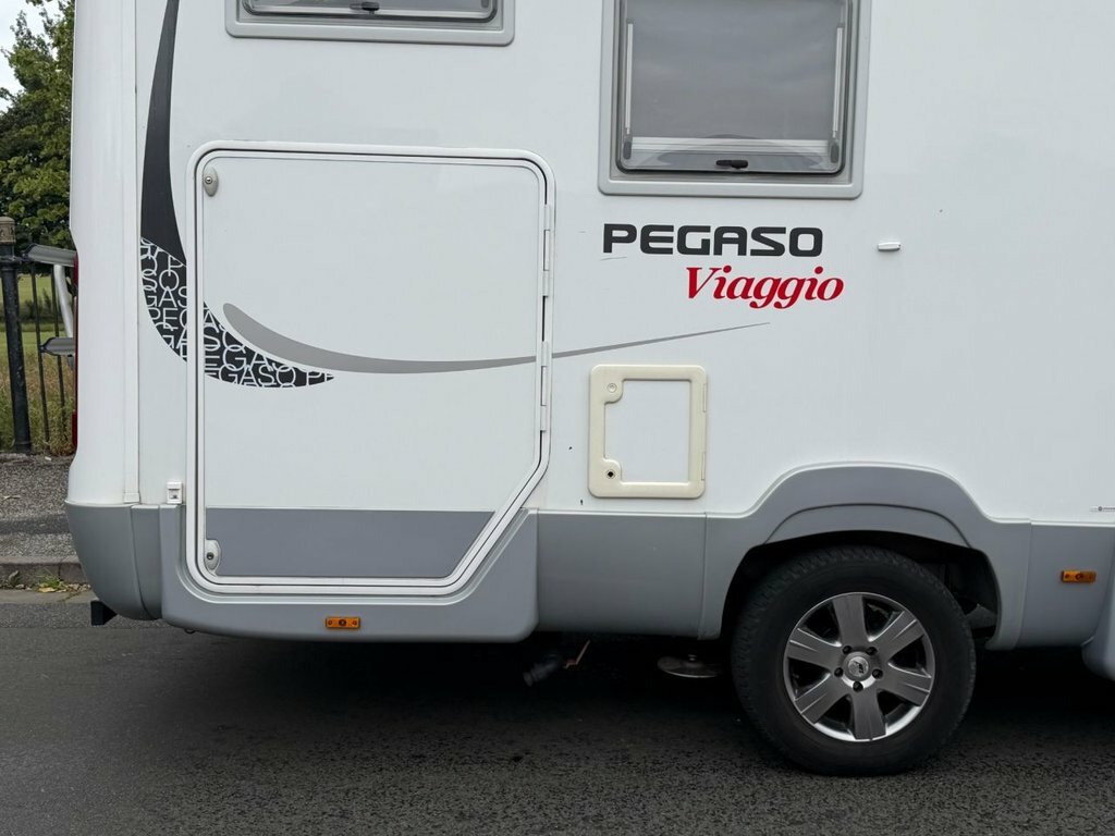Fiat Ducato 3.0 35 3.5T. Lwb 160Bhp 15Ft. Dropwell Luton, No V White #8