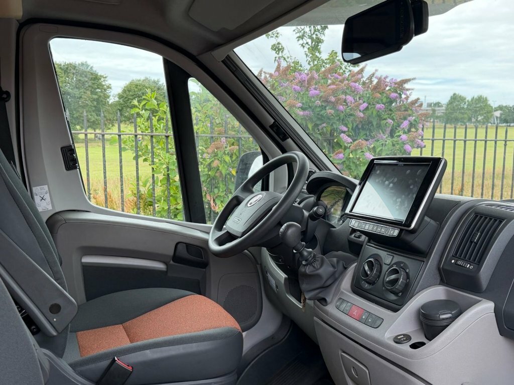 Fiat Ducato Estate White #2