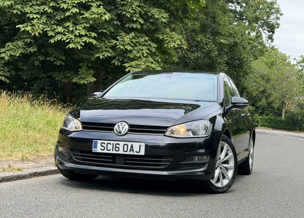 Volkswagen Golf 2L Gt Black #6