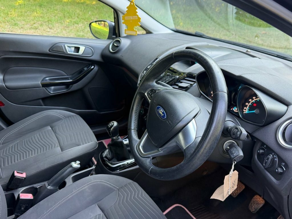 Ford Fiesta 1.3L Zetec Black #2