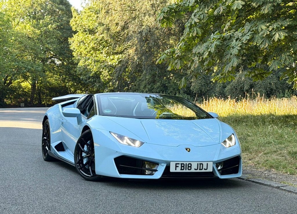Lamborghini Huracan Convertible Blue