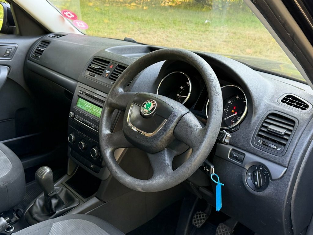 Skoda Yeti 1.2L S ST12LPY Black #2