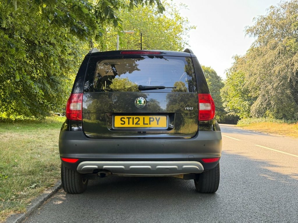 Skoda Yeti 1.2L S ST12LPY Black #6