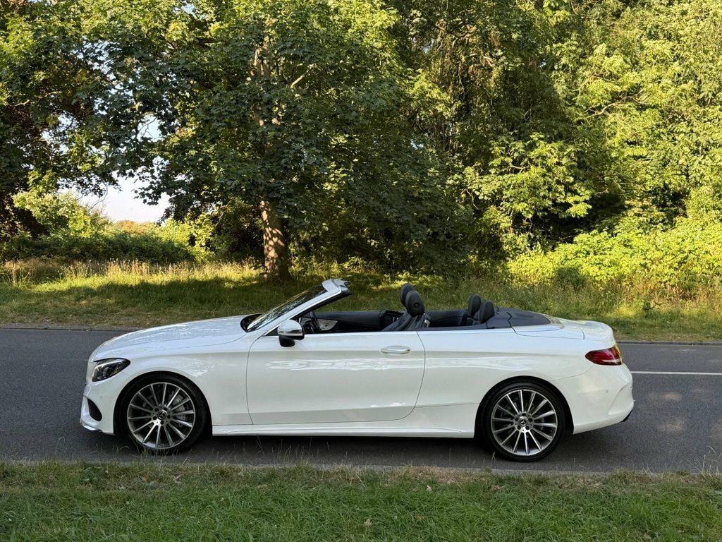 Mercedes-Benz C Class 2.1L Amg Line White #4