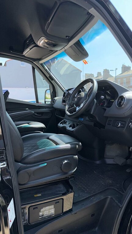 Mercedes-Benz Sprinter Mpv Black
