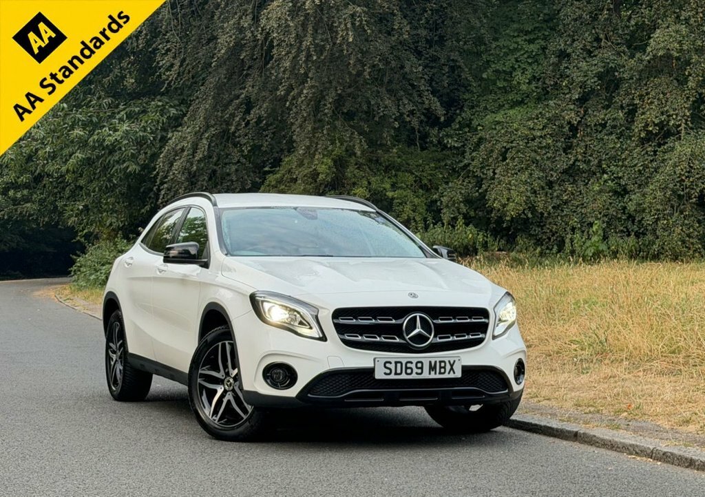 Mercedes-Benz GLA Class 1.6L Urban Edition White