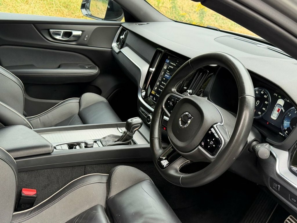 Volvo S60 2L R-design Plus Silver #2