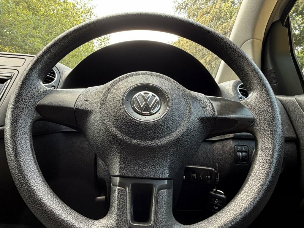 Volkswagen Golf Plus Hatchback Se Tdi Bluemotion 2013 Black #20