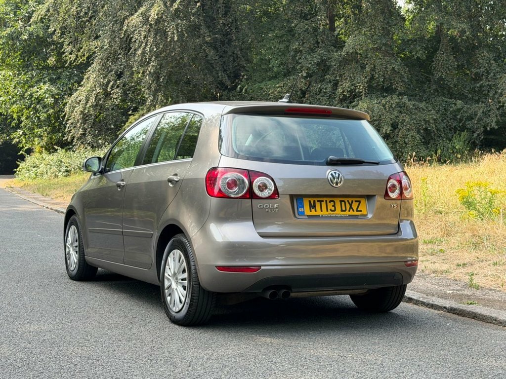 Volkswagen Golf Plus Hatchback Se Tdi Bluemotion 2013 Black #9