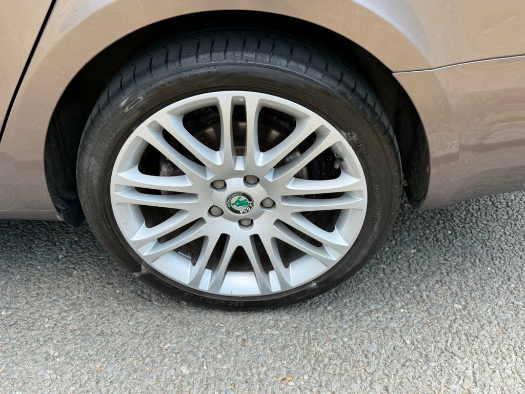 Skoda Superb Superb Se Tdi Cr Beige #18