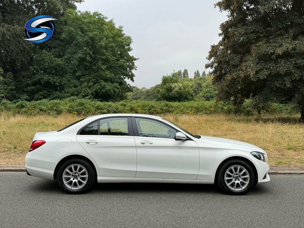 Mercedes-Benz C Class 2L Se White #3