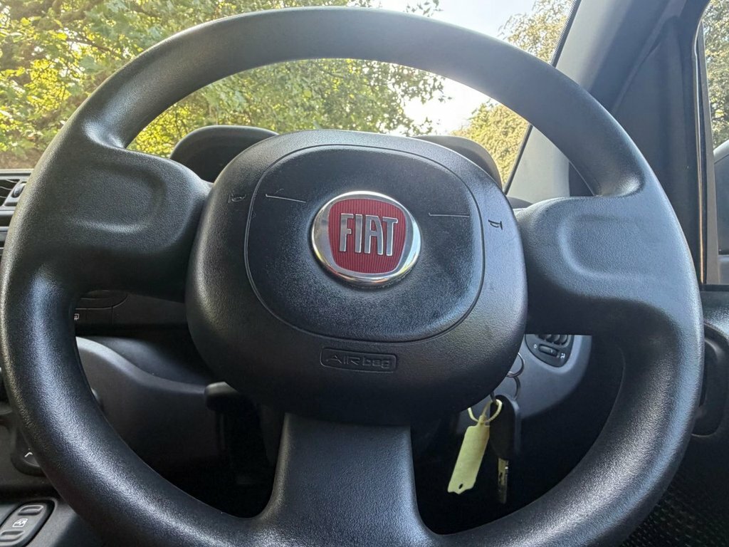 Fiat Panda 1.3 Multijet 4X4 Green #20