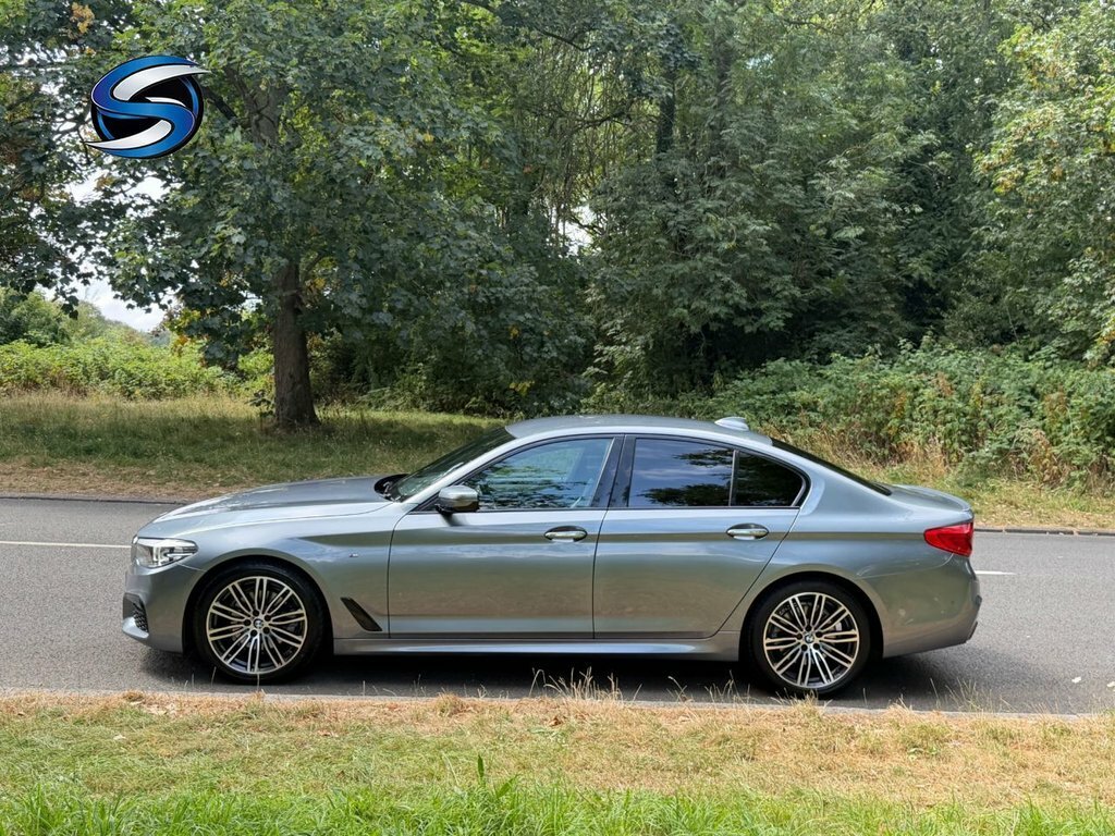 BMW 5 Series 2L M Sport Blue #4