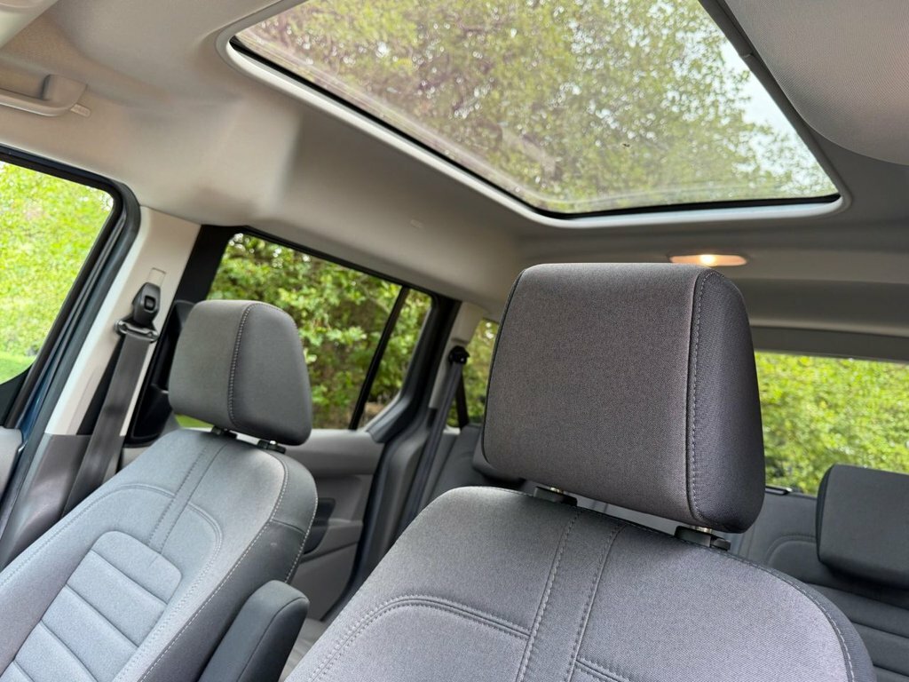 Ford Tourneo Connect 1.5 Ecoblue 120 Titanium Powershift Blue #14