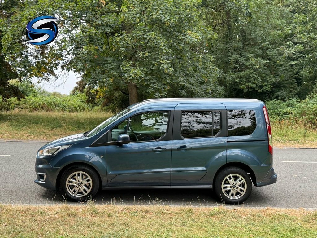 Ford Tourneo Connect 1.5L Titanium Blue #4