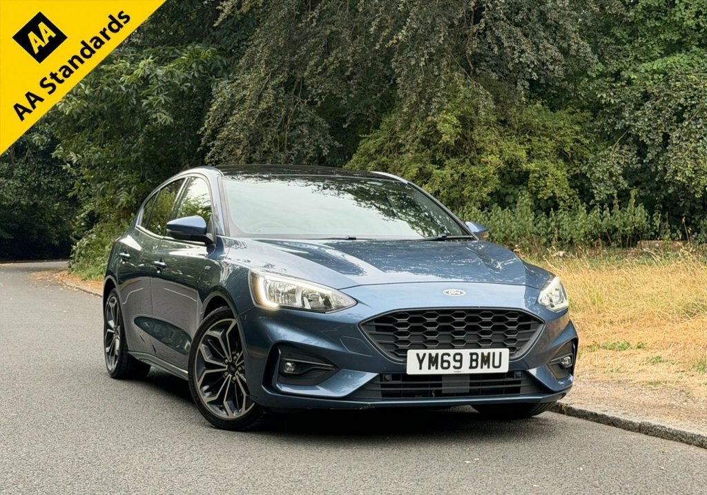 Ford Focus 1L St-line X Blue