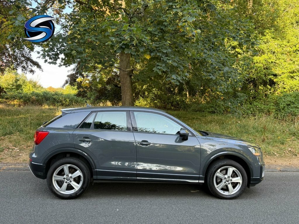 Audi Q2 1.6L Sport Grey #4