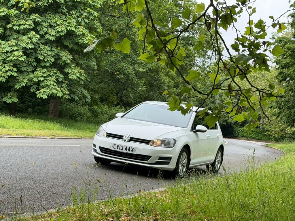 Volkswagen Golf 1.4L Se White #3