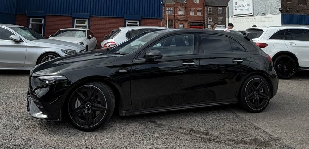 Mercedes-Benz A Class 2L Amg Black