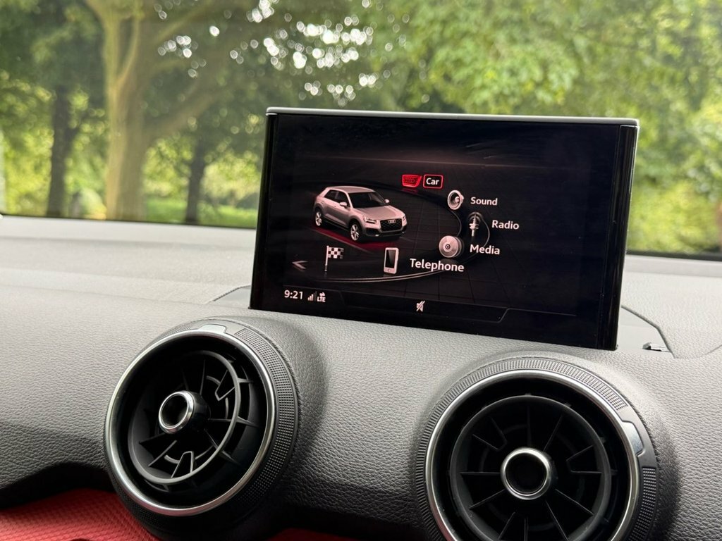 Audi Q2 Sport 30 Tfsi 116 Ps 6-Speed Silver #25