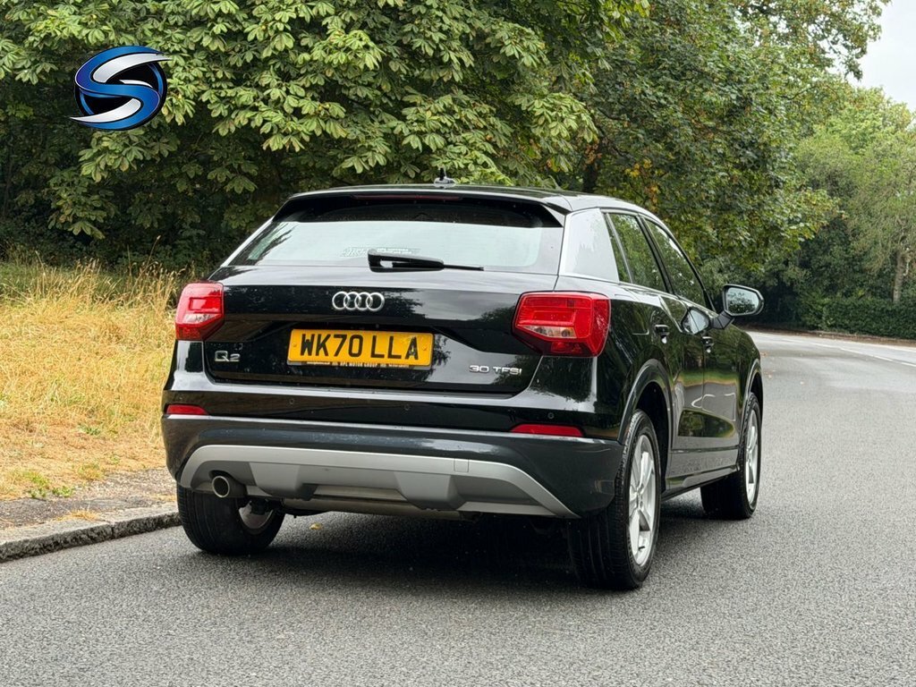 Audi Q2 1L Sport Black #6