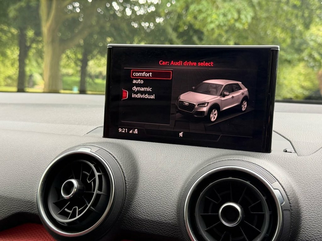 Audi Q2 Sport 30 Tfsi 116 Ps 6-Speed Silver #27