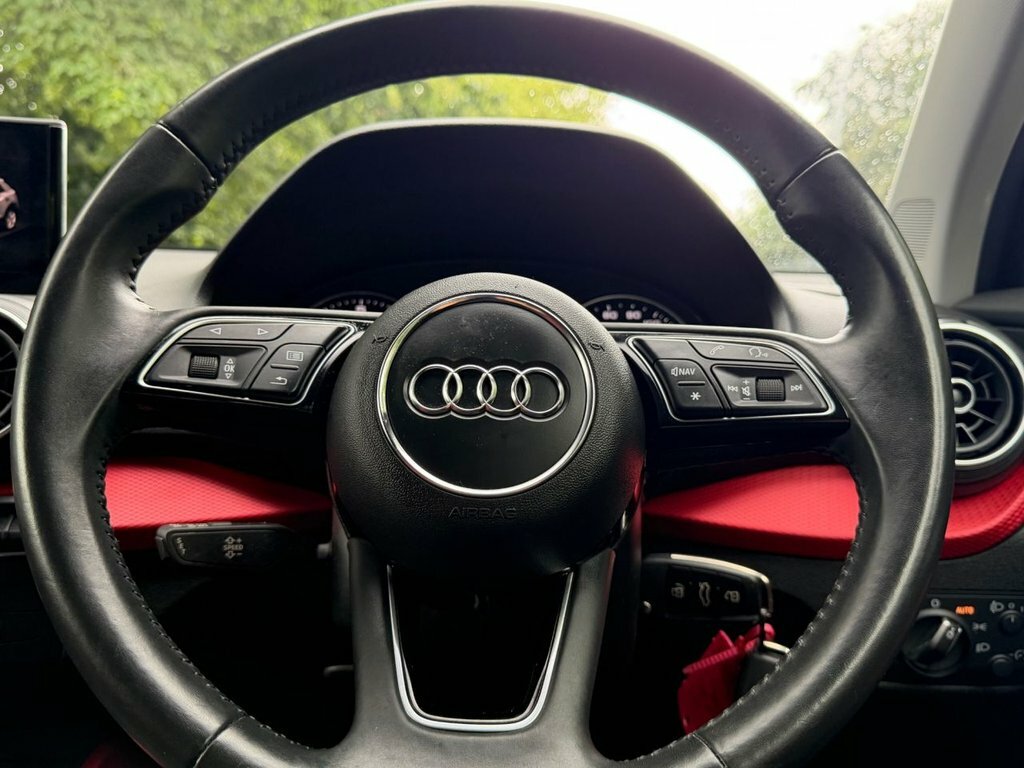 Audi Q2 Sport 30 Tfsi 116 Ps 6-Speed Silver #32