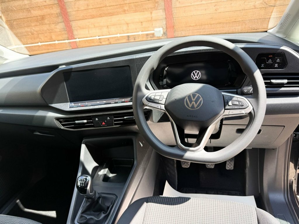 Volkswagen Caddy Maxi 1.5L Null Black