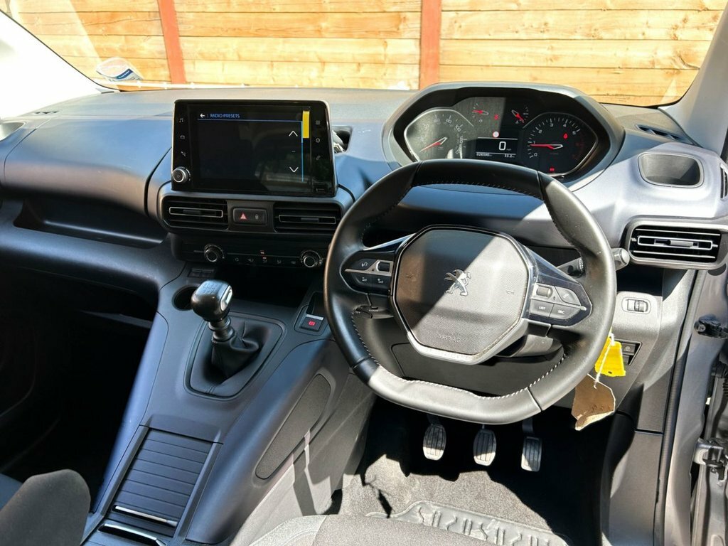Peugeot Rifter 1.5L Allure SB21HZT Grey #2