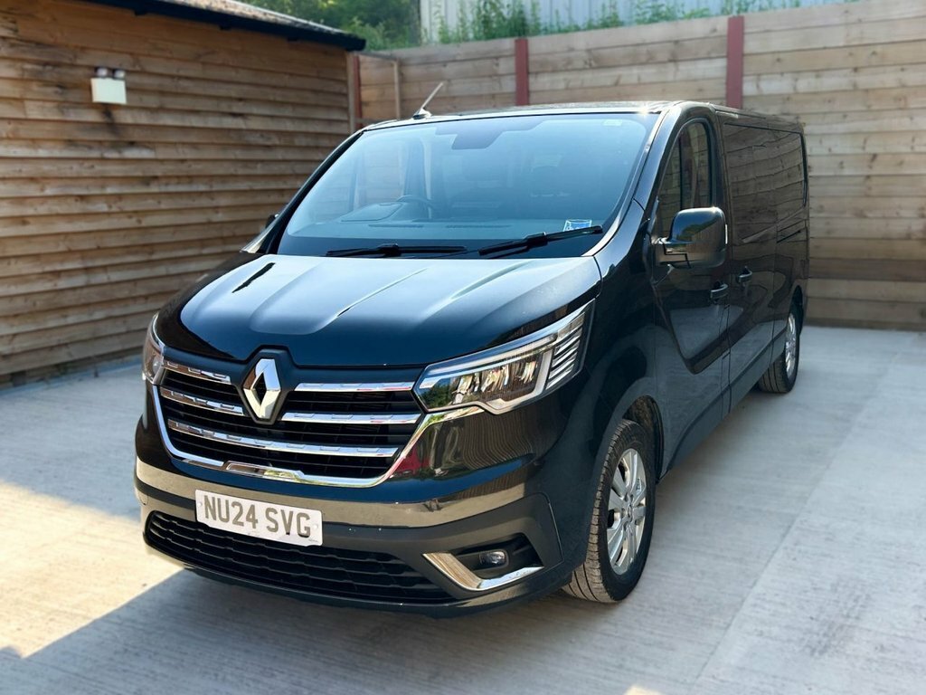 Renault Trafic 2L Extra NU24SVG Black #6