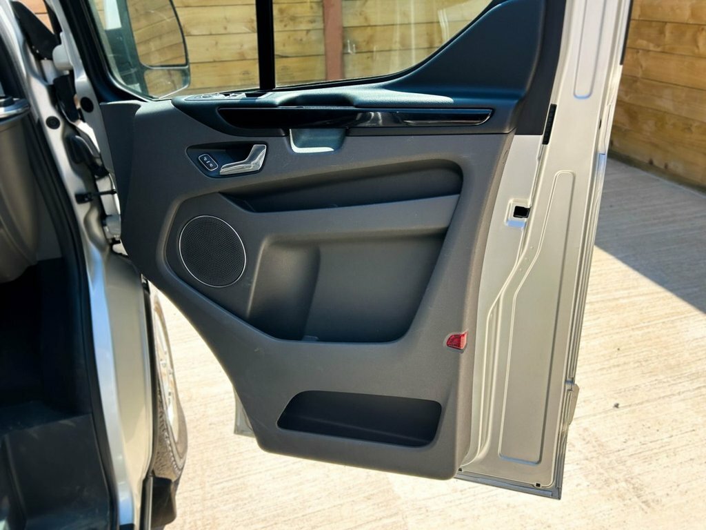 Ford Tourneo Custom 2L Titanium Silver #3