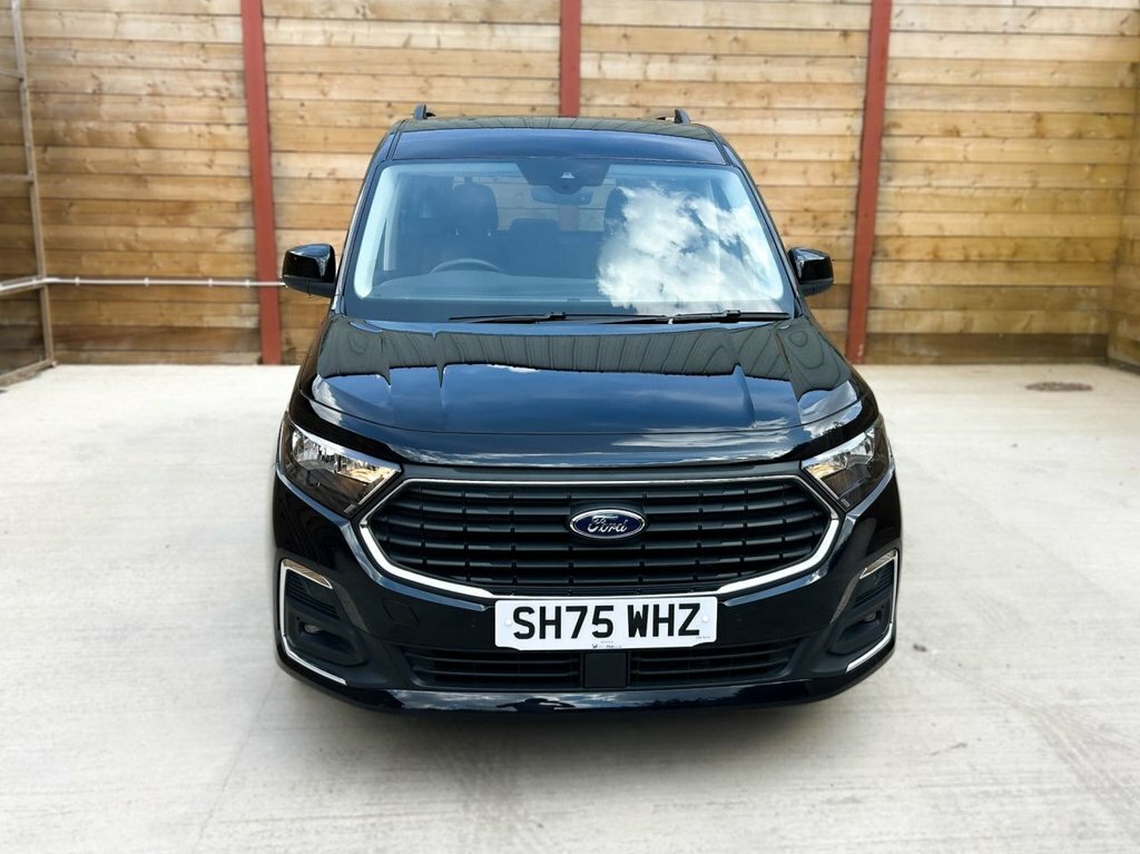 Ford Grand Tourneo Connect 2L Titanium Black #5