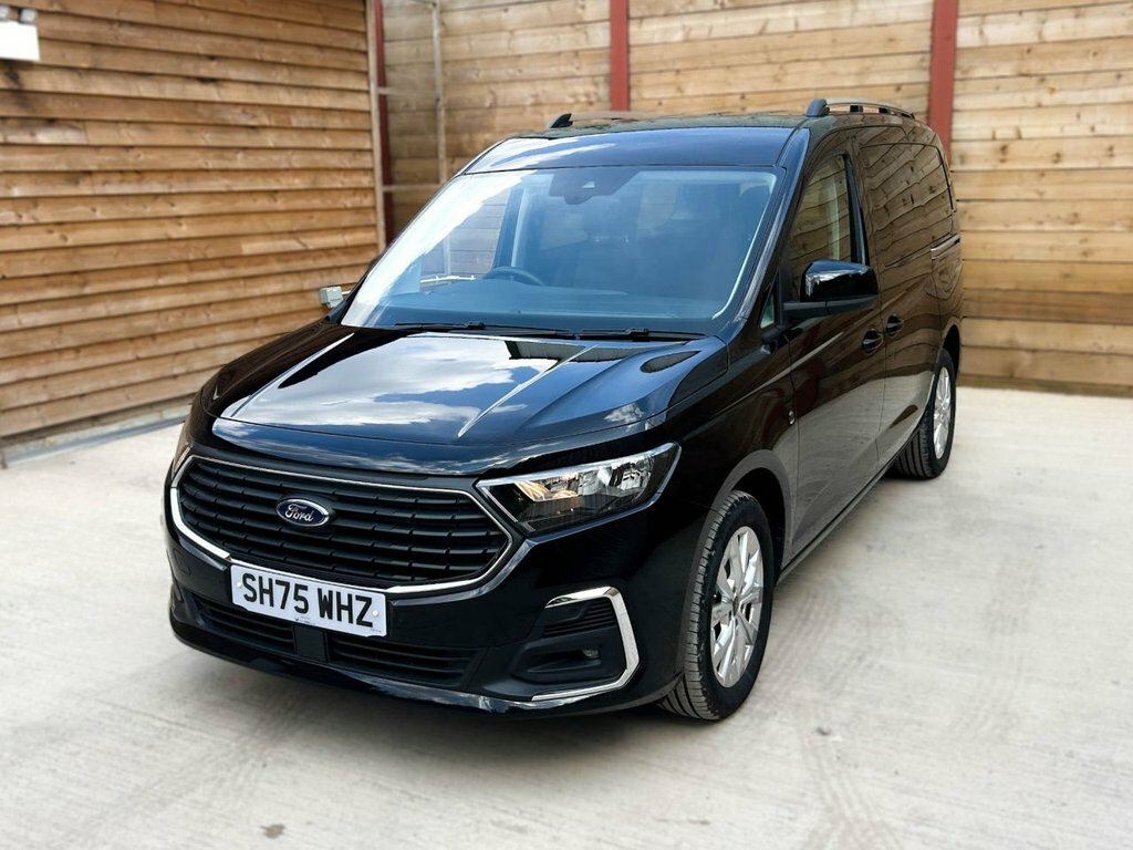 Ford Grand Tourneo Connect 2L Titanium Black #6
