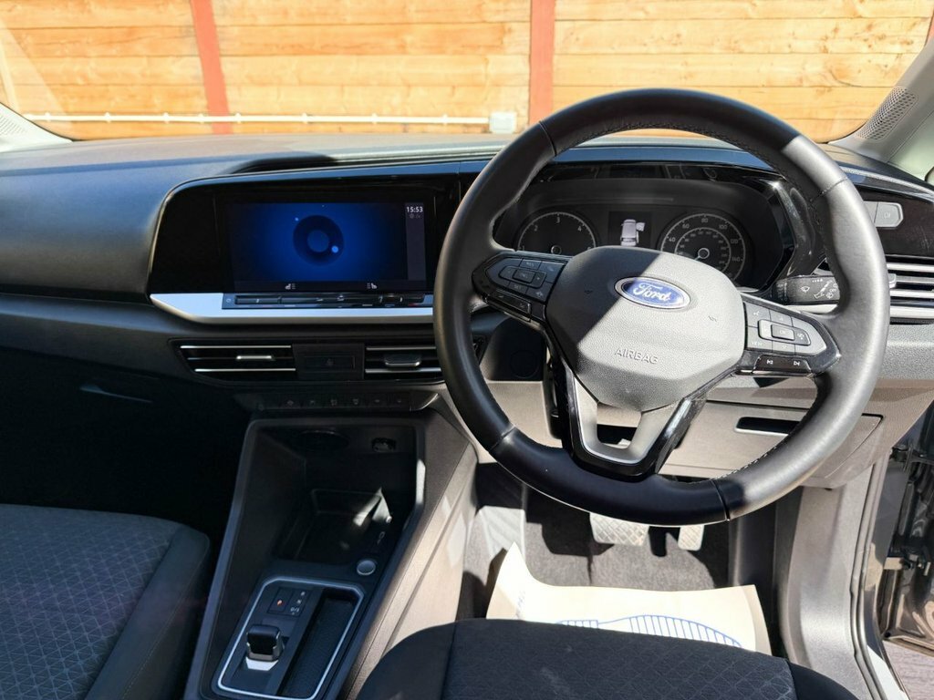 Ford Grand Tourneo Connect 2L Titanium Grey