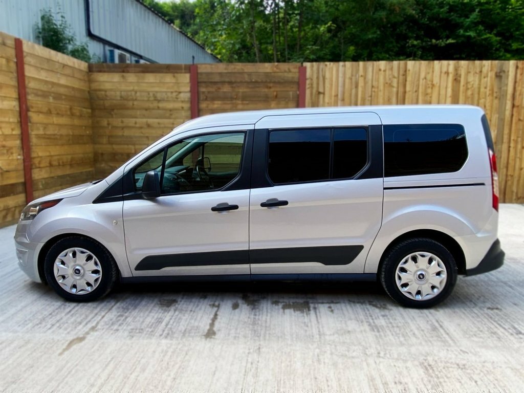 Ford Grand Tourneo Connect 1.5L Zetec Silver #5