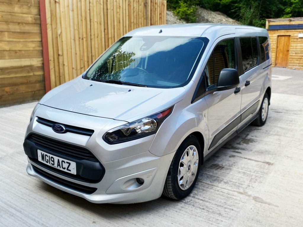 Ford Grand Tourneo Connect 1.5L Zetec Silver #3