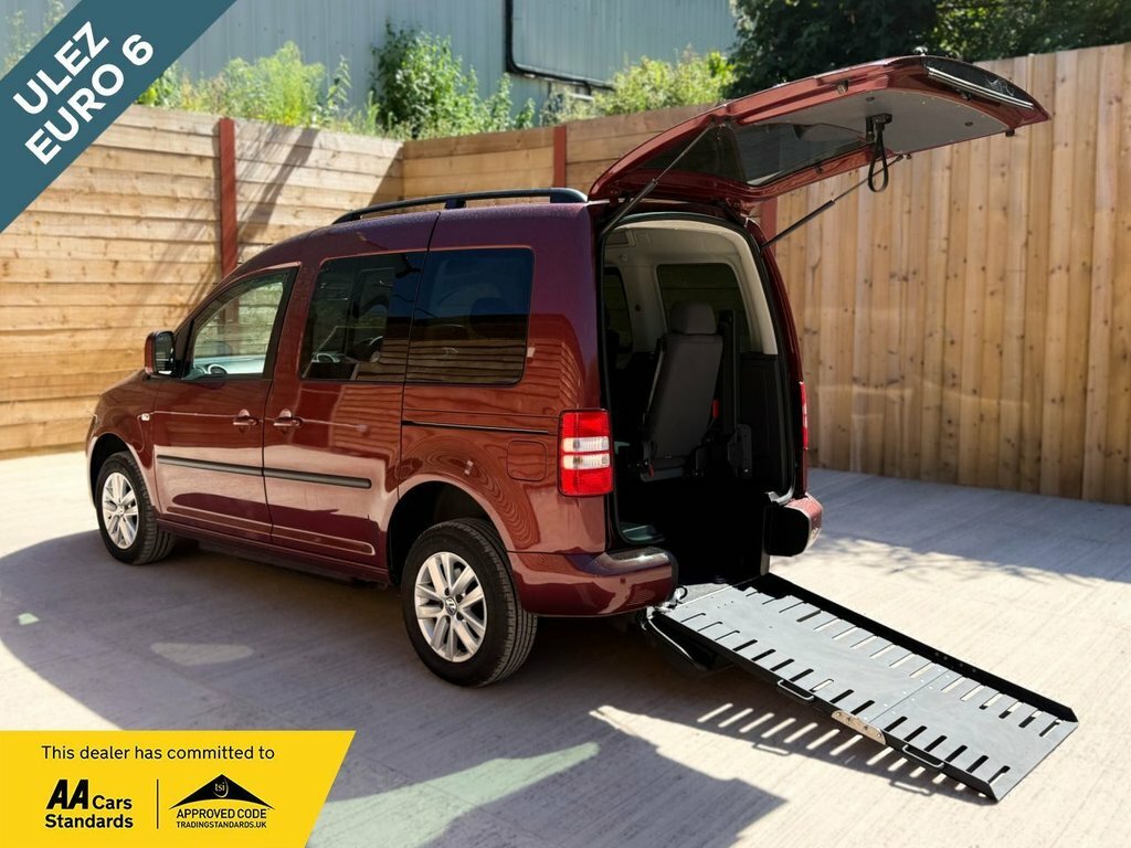 Volkswagen Caddy Life Mpv Red