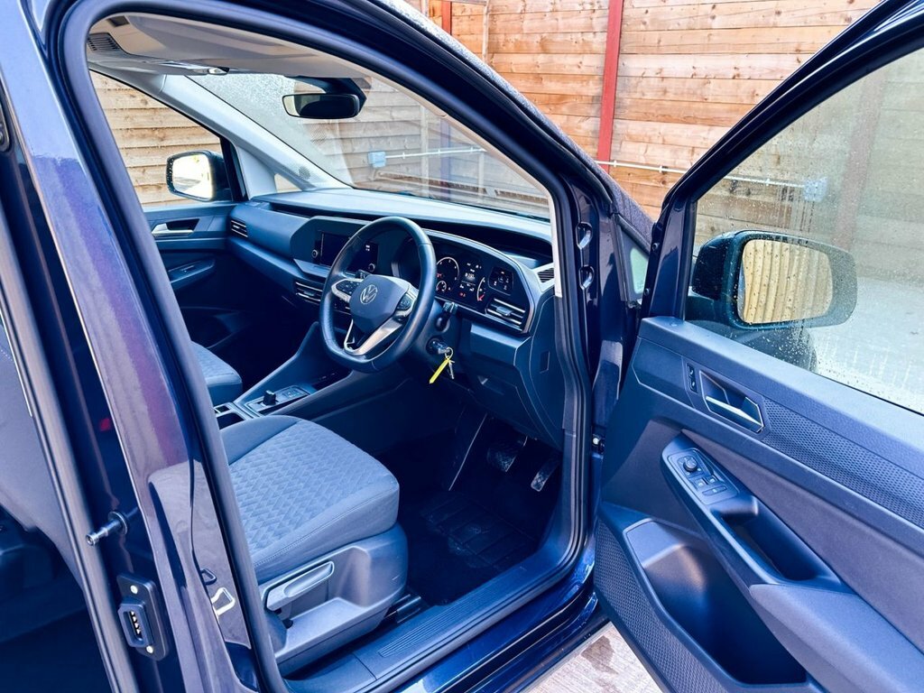 Volkswagen Caddy Maxi Life 2.0 Tdi 122 Life Dsg 2022 Silver #15