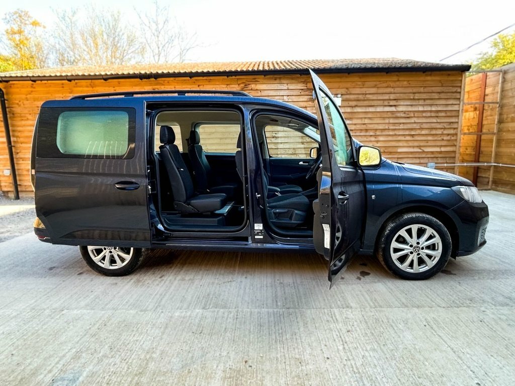 Volkswagen Caddy Maxi Life 2.0 Tdi 122 Life Dsg 2022 Silver #13