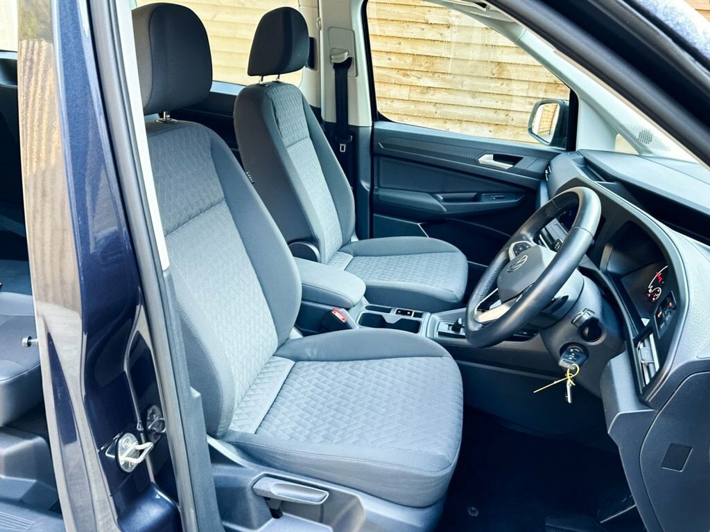 Volkswagen Caddy Maxi Life 2.0 Tdi 122 Life Dsg 2022 Silver #16