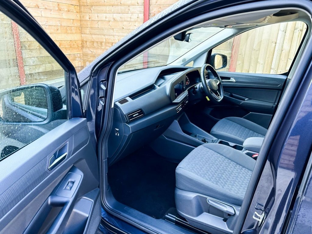 Volkswagen Caddy Maxi Life 2.0 Tdi 122 Life Dsg 2022 Silver #19