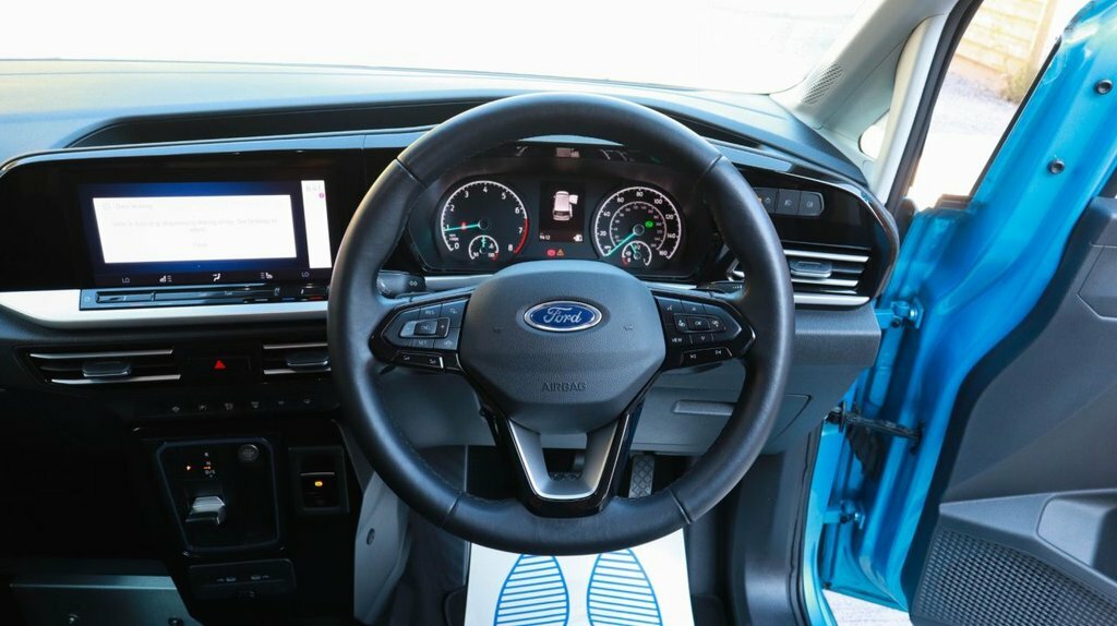 Ford Grand Tourneo Connect 1.5 Titanium Ecoboost Grey #25