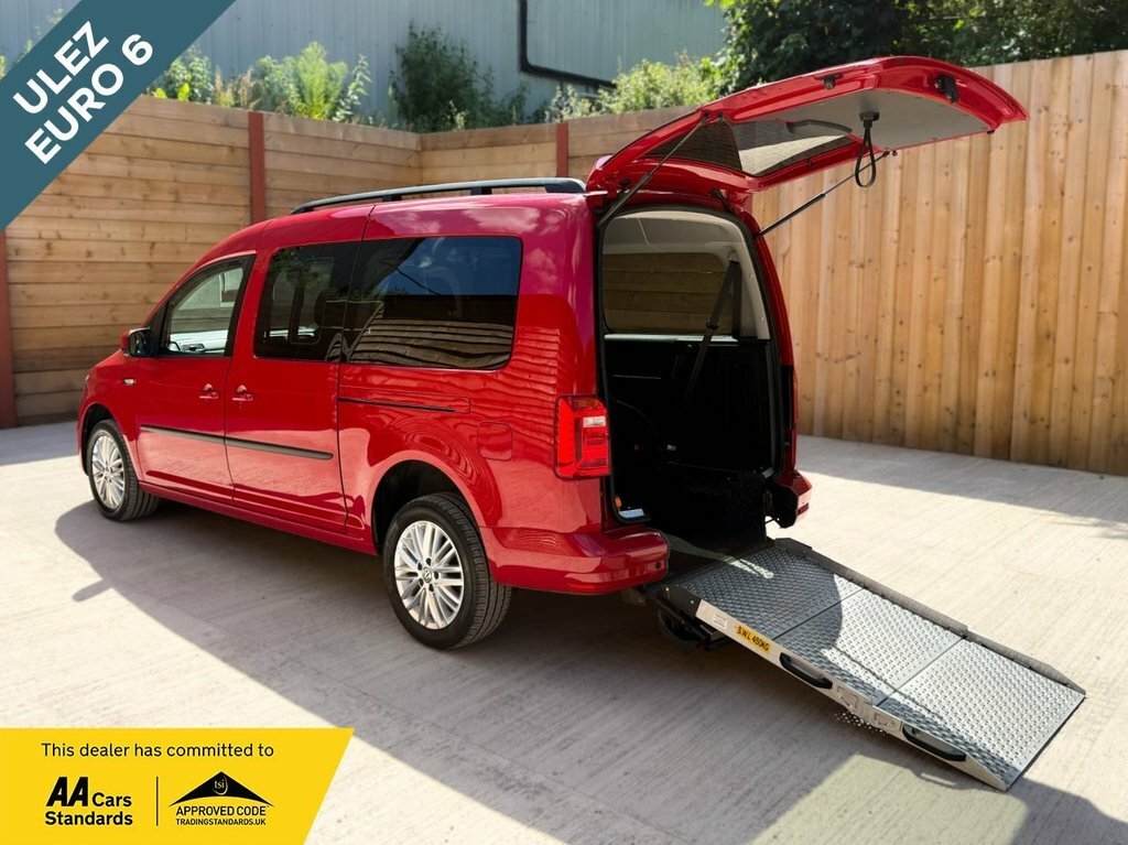 Volkswagen Caddy Maxi Life Mpv Red