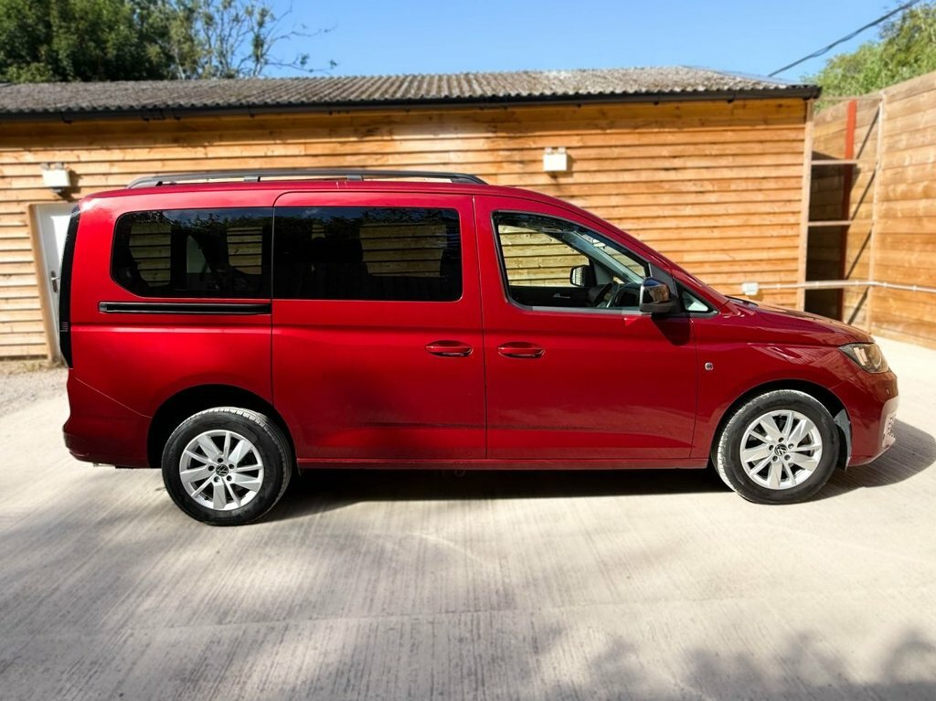 Volkswagen Caddy Maxi Life 1.5L Life Red #6