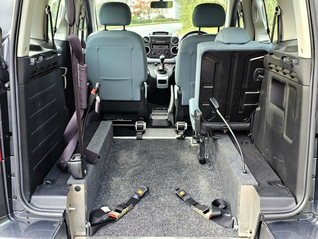 Citroen Berlingo E-hdi Airdream Xtr Egs 5-Door 4 Seater Wheelchair Silver #16