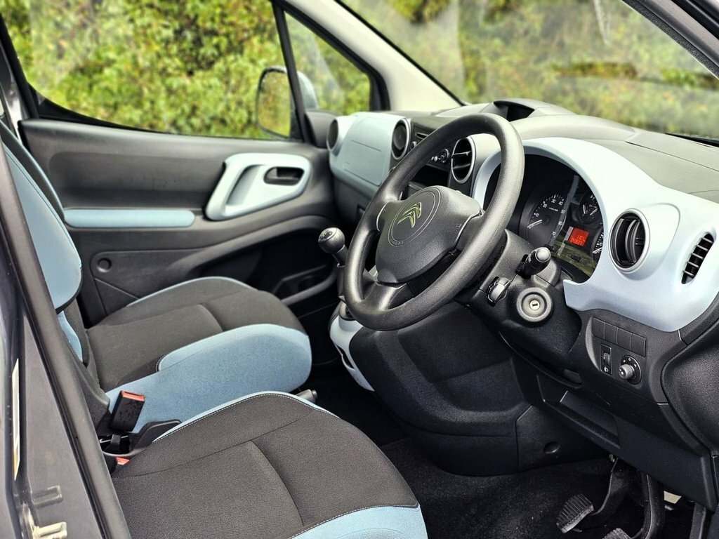 Citroen Berlingo E-hdi Airdream Xtr Egs 5-Door 4 Seater Wheelchair Silver #17