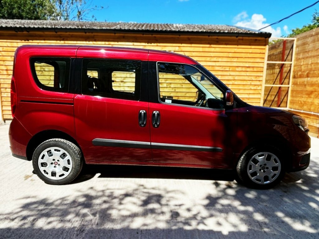 Fiat Doblo 1.4L Easy Red #5