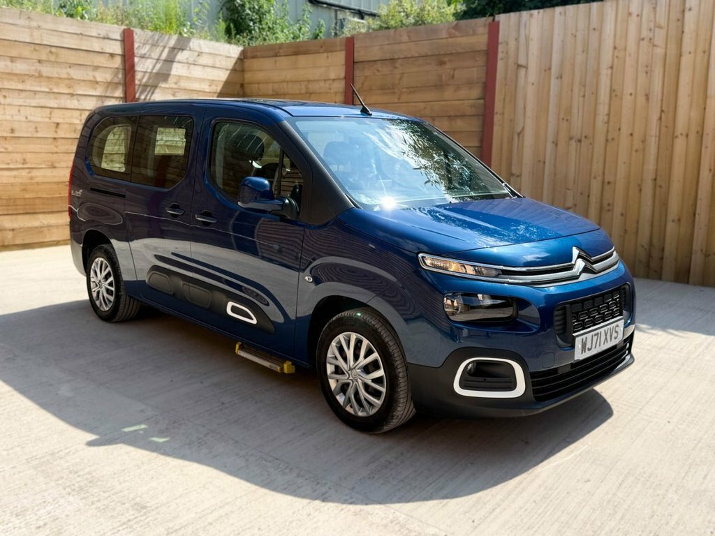 Citroen Berlingo 1.5L Feel WJ71XVS Blue #3